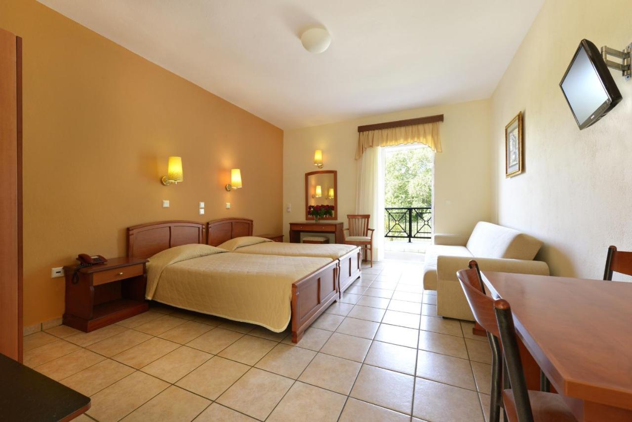 Amalia Aparthotel PalaiónTsiflíkion Cameră foto