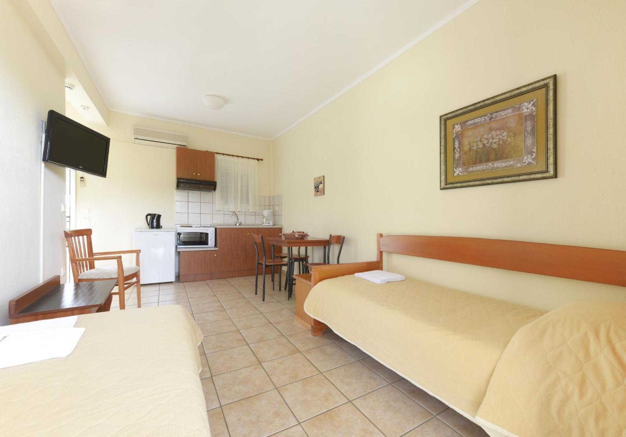 Amalia Aparthotel PalaiónTsiflíkion Cameră foto